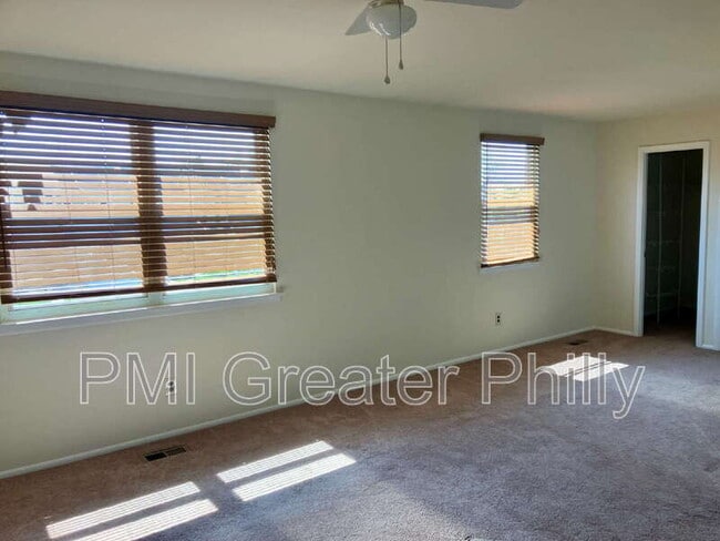 Building Photo - 2466 Brandon Ct