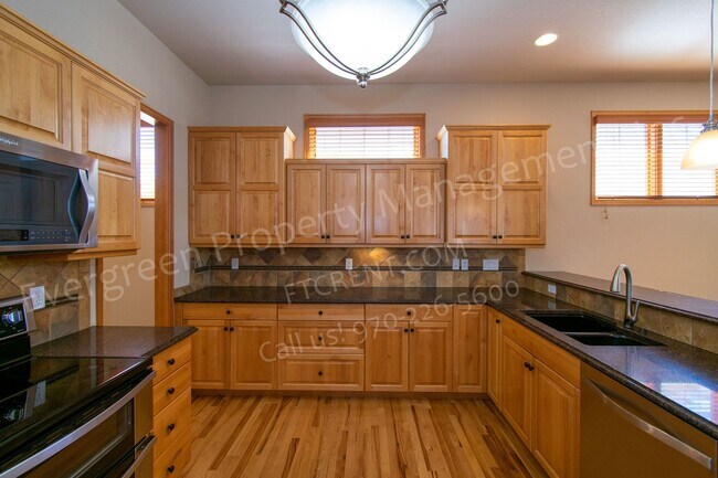 Building Photo - 3775 Sandy Shore Ln