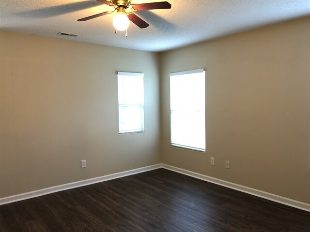 Building Photo - 2665 Pebble Meadow Ln