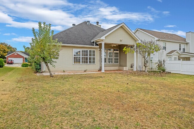 Building Photo - 2426 Quail Ridge Ln SW