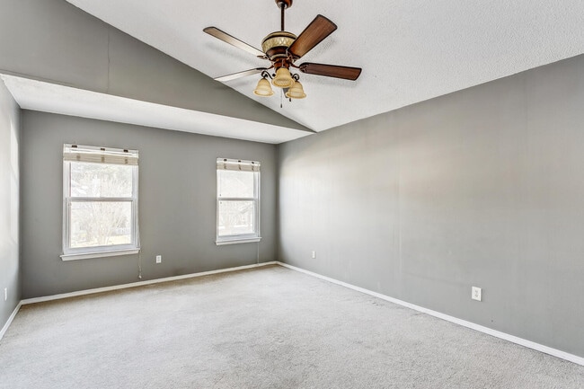 Building Photo - 4606 Lennox Pl