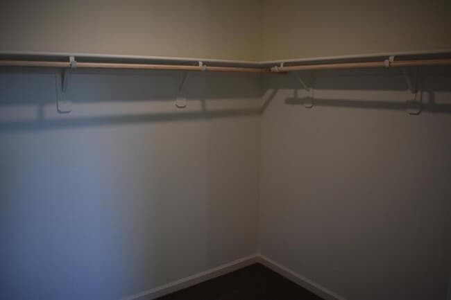 Building Photo - 1316 eagle crest court