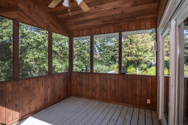 Building Photo - 254 Candlewood Lake Rd N