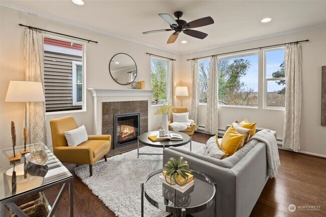 Building Photo - Immaculate Home in the Heart of High Point...