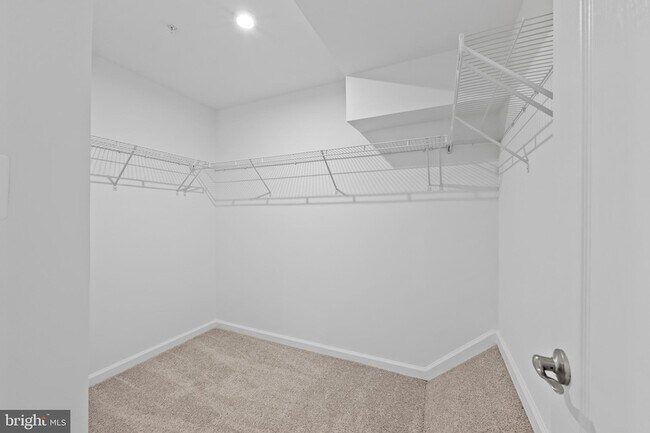 Building Photo - 9942 -A Count Fleet Cres