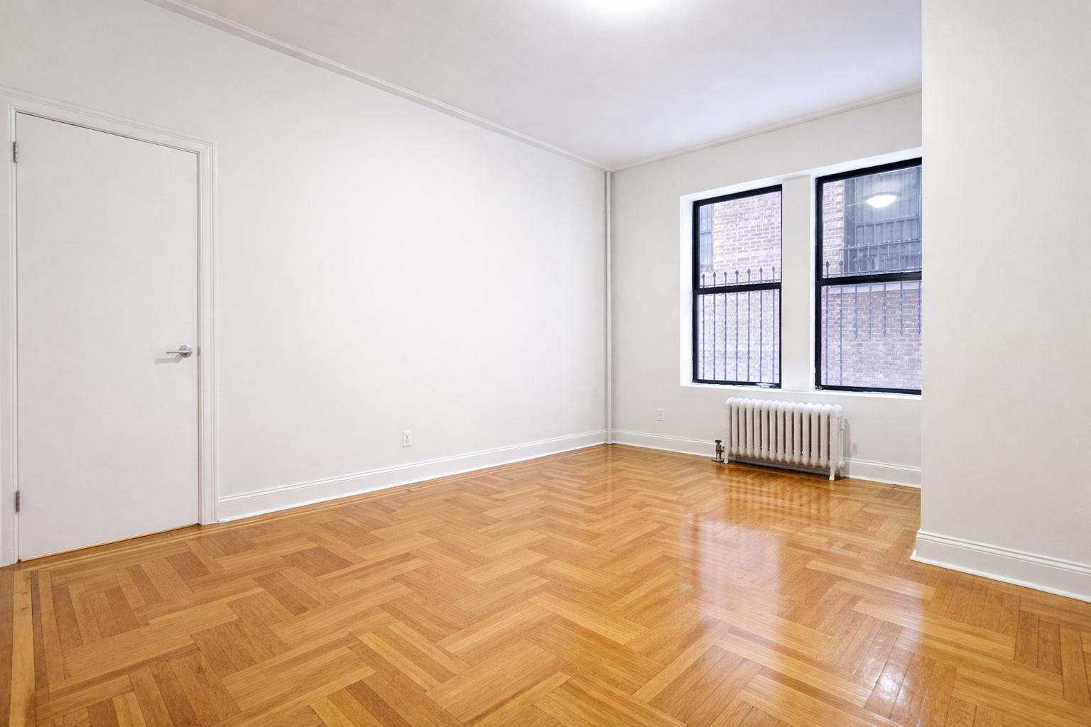 Building Photo - 664 W 163rd St