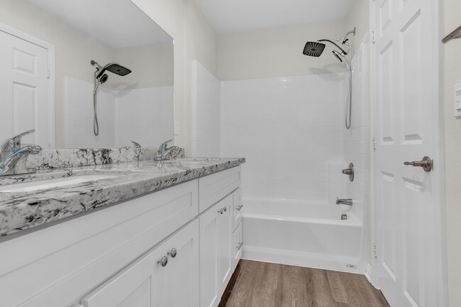 Building Photo - 7695 Freda Ave