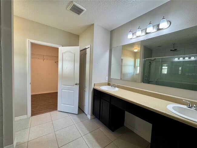 Building Photo - 3705 Apopka Ridge Cir