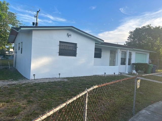 Building Photo - 3490 NW 1st St