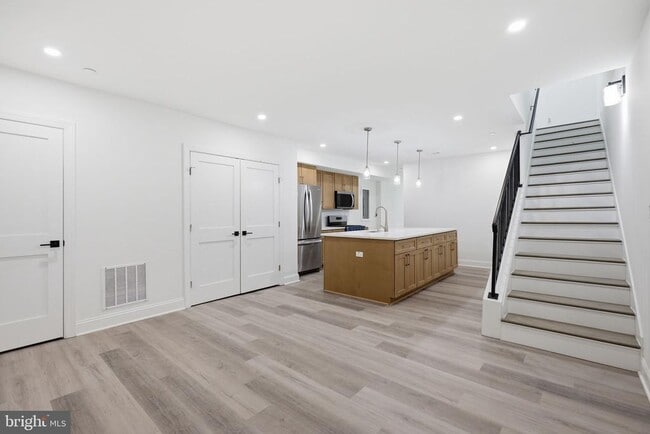 Building Photo - 2404 North Capitol St NW