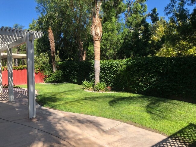 Building Photo - MOVE IN SPECIAL $500 off Rent Move In befo...