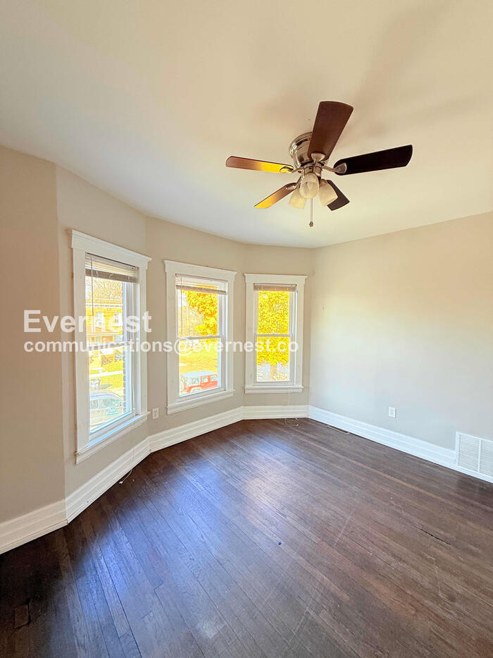 Building Photo - 506 Westminster St