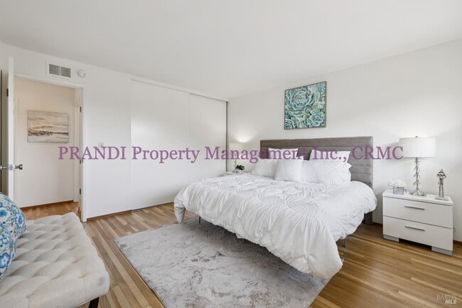 Building Photo - Marinwood Home on Corner Lot with Over 200...