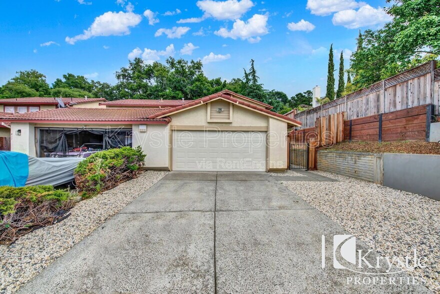 Building Photo - 407 Jordan St