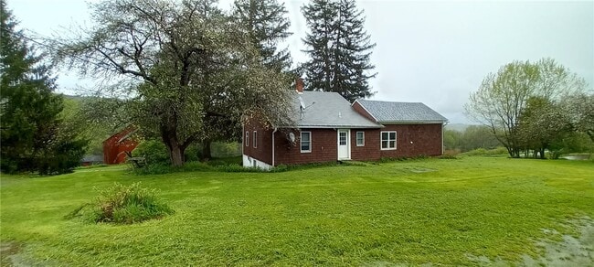 Building Photo - 323 Co Hwy 6