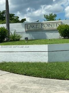 Building Photo - 212 Lake Pointe Dr