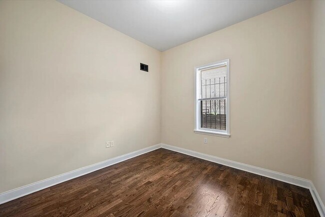 Building Photo - 1315 N 19th St