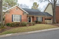 Building Photo - 7155 Roswell Rd
