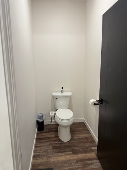 Building Photo - 2746 Storm Ave