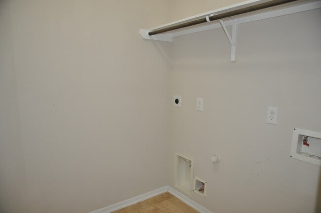 Building Photo - 6315 Denison Oaks Dr