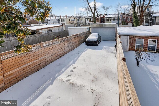 Building Photo - 32 Adams St NW