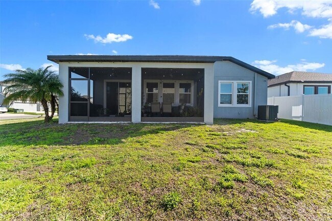 Building Photo - 34244 Radley Wy
