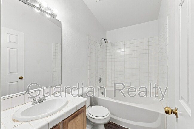 Building Photo - 3676 Renovah St