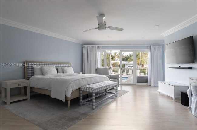 Building Photo - 950 S Southlake Dr