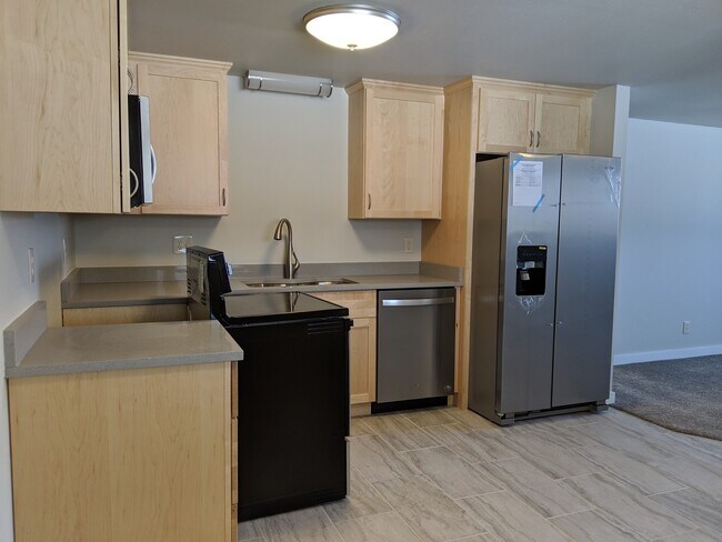 Building Photo - 7 Cloninger Ln