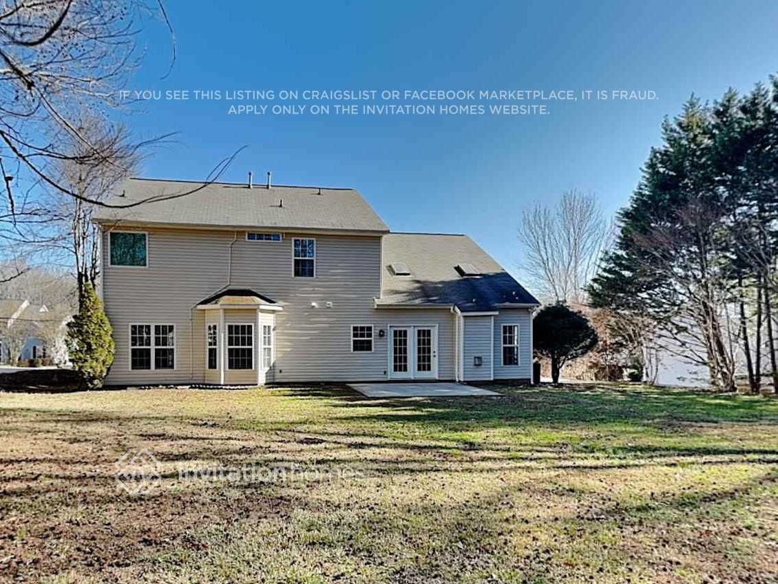 Building Photo - 6114 Lowergate Dr