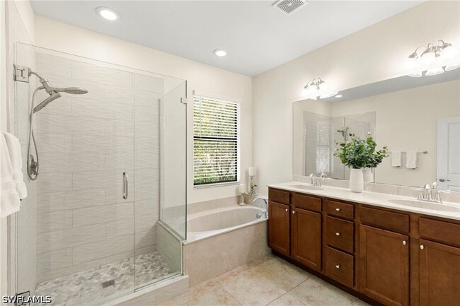 Building Photo - 7797 Bristol Cir