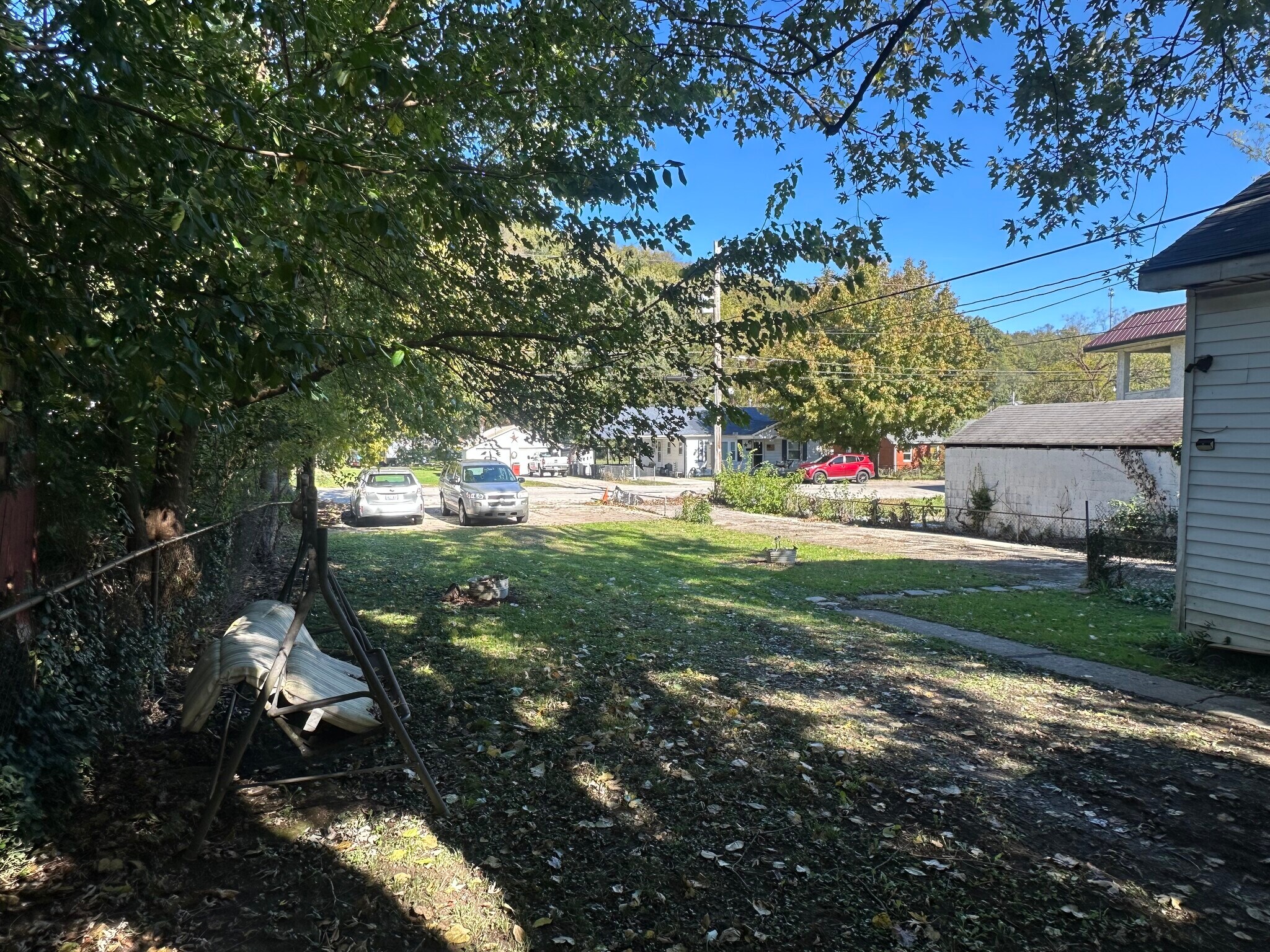 Building Photo - 218 Holmes St