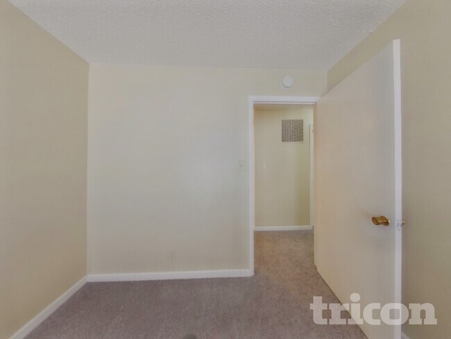 Building Photo - 1965 Windsor Way