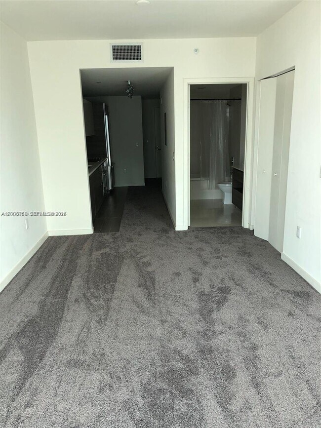 Building Photo - 1100 S Miami Ave