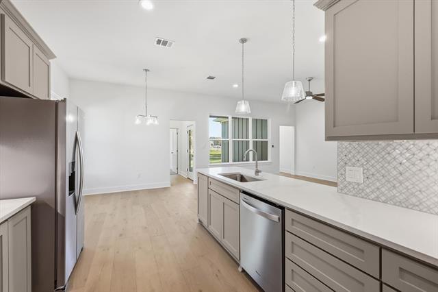 Building Photo - 205 S Atwood St