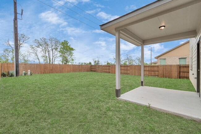 Building Photo - 1517 Portola Dr