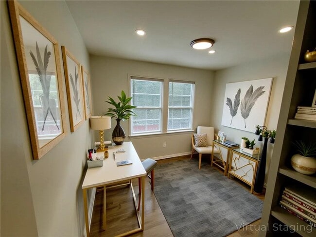 Building Photo - 3127 Latona Dr SW