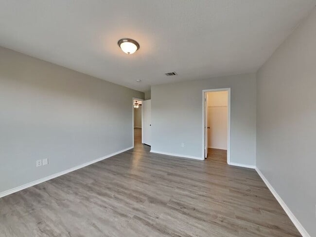 Building Photo - 10408 Woodruff Ct