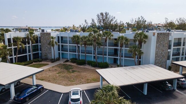 Building Photo - 450 Gulf of Mexico Dr