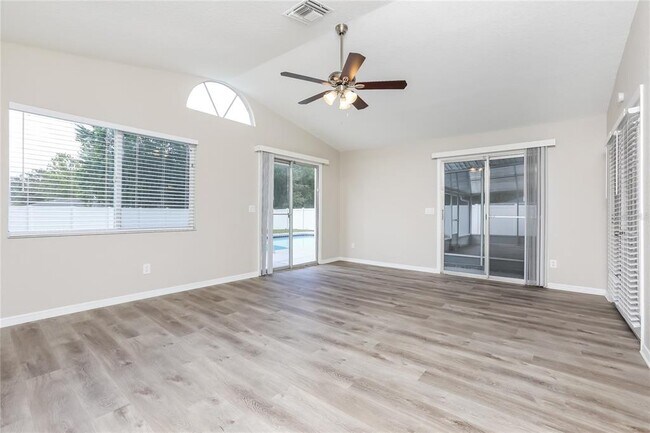 Building Photo - 9163 Montevello Dr