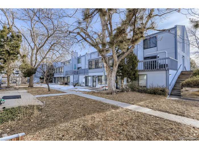 Building Photo - 15065 E Louisiana Dr