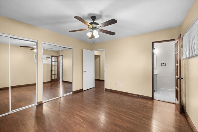 Building Photo - 5423 Mary Ln Dr