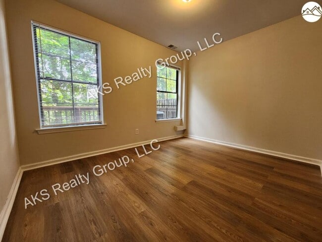 Building Photo - 2269 Ridgemont Dr