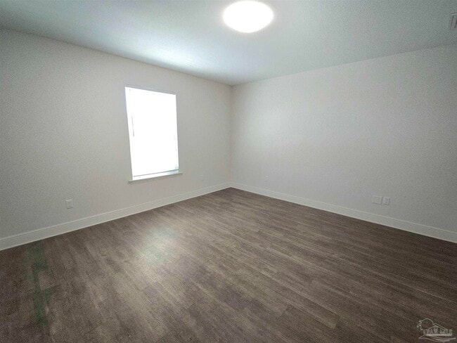 Building Photo - 313 N Navy Blvd