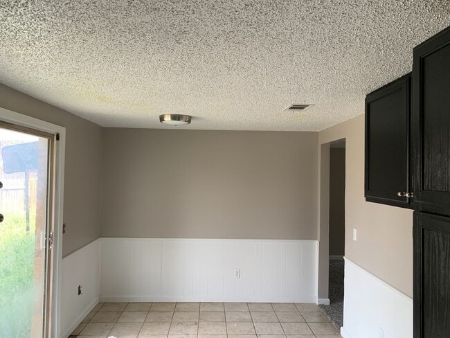 Building Photo - RENT TO OWN – EDMOND, OK