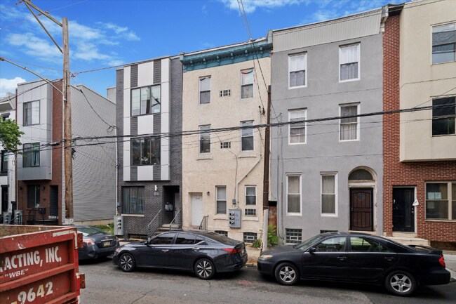 Building Photo - 2120 N 8th St