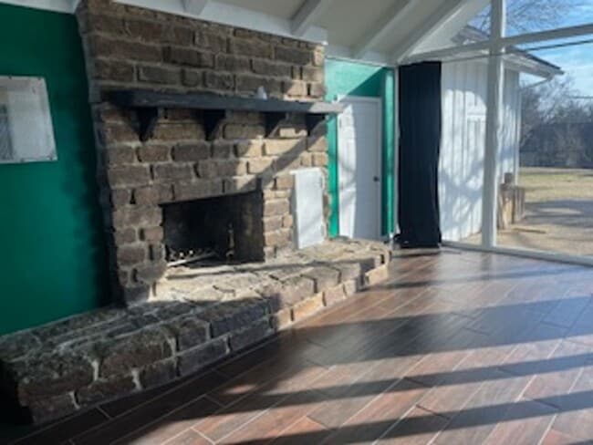 Building Photo - Four Bedroom/Three Bath Home/Beautiful Private Corner One Acre Lot W/View