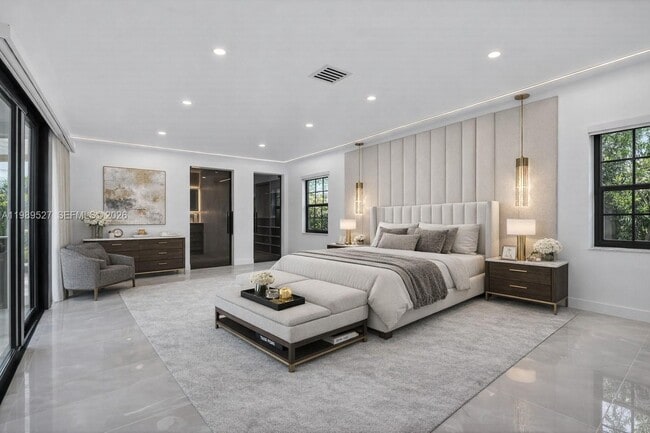 Building Photo - 607 Layne Blvd