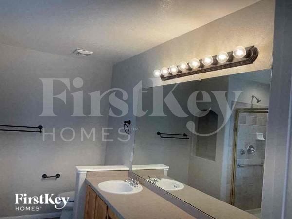 Building Photo - 4725 Pasadena Way