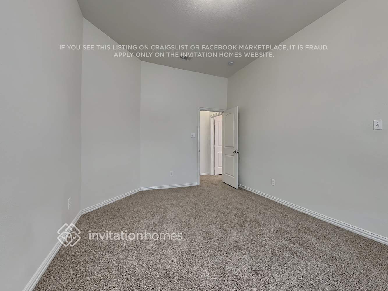 Building Photo - 1600 Quail Grove Dr